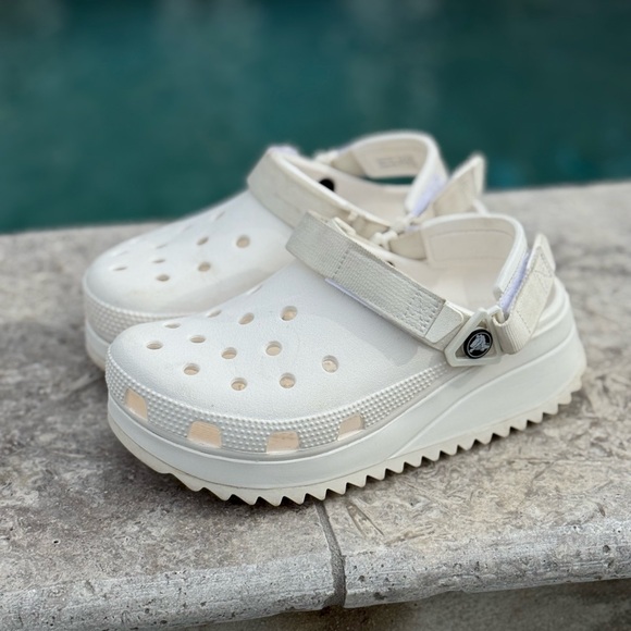 CROCS | White Platforms | 7 - Picture 2 of 6